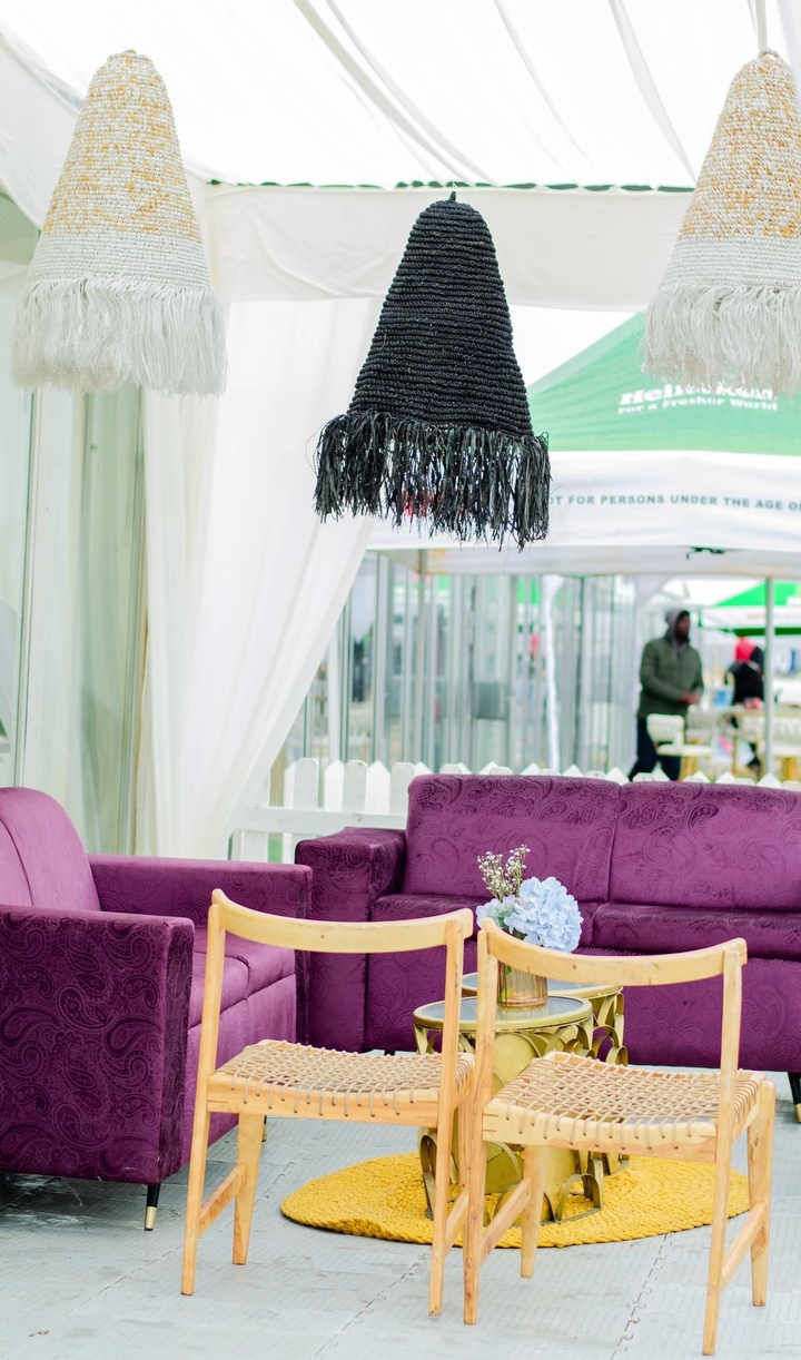 Madunge lounge setup