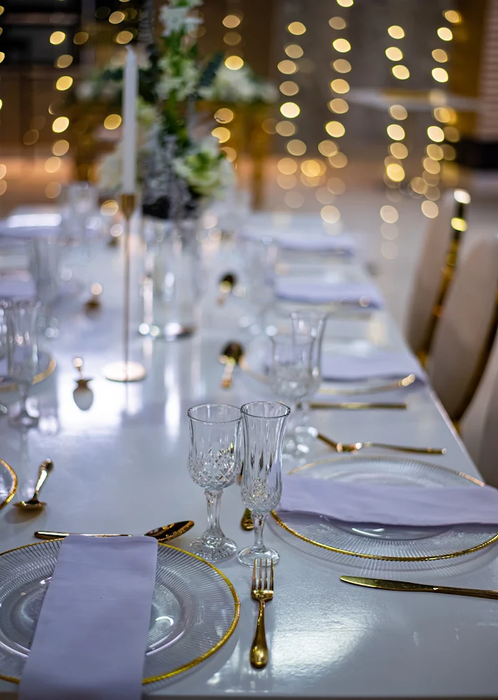 Madunge event tablescape